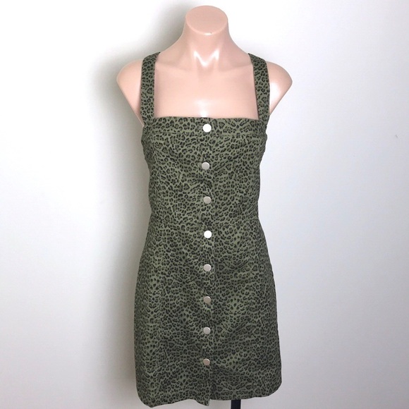 Emory Park Leopard Jumper Olive Green Button Front - Picture 1 of 7